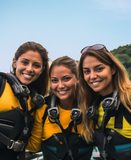 Equipe da escola reunida
